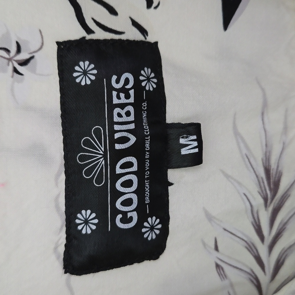 Good Vibes tropical short sleeve shirt - Picture 4 of 12